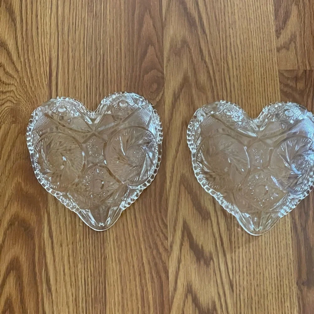 Heart crystals display dish set of two
